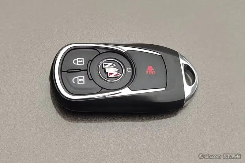 Buick GL8 2023 Land Business Class 2.0T Comfort — миниатюра 6