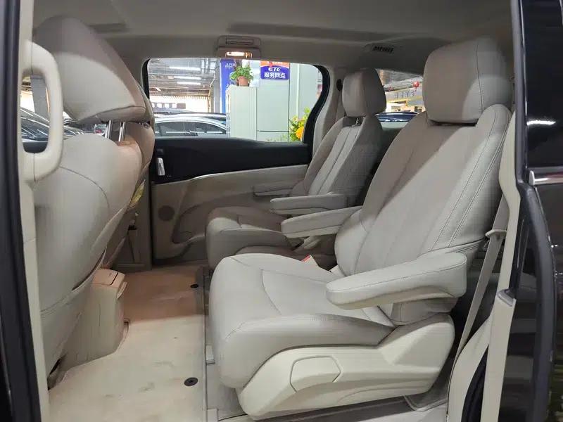 Buick GL8 2022 Land Business Class 652T Comfort — миниатюра 14