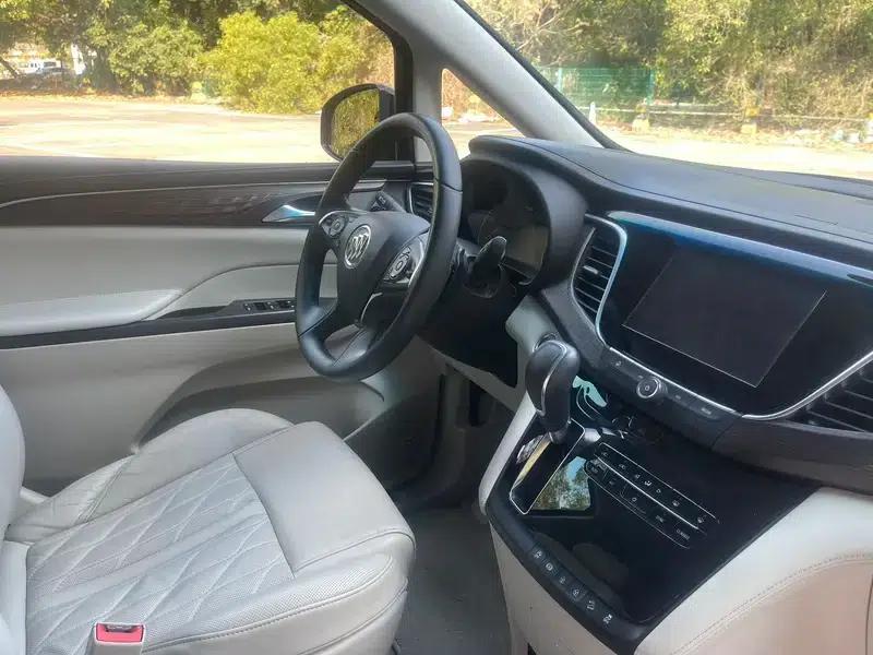 Buick GL8 2017 28T Avenir (National V Emission Standard) — миниатюра 15