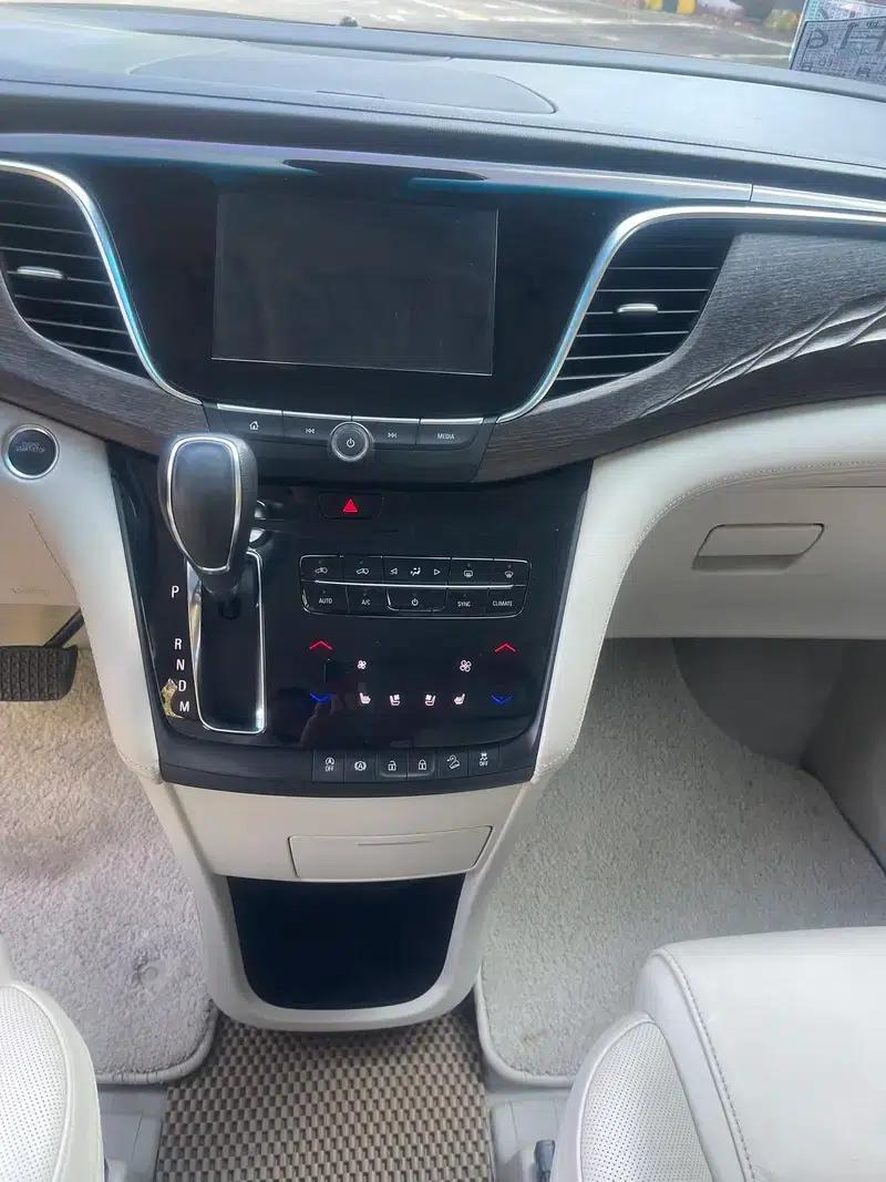 Buick GL8 2017 28T Avenir (National V Emission Standard) — миниатюра 16