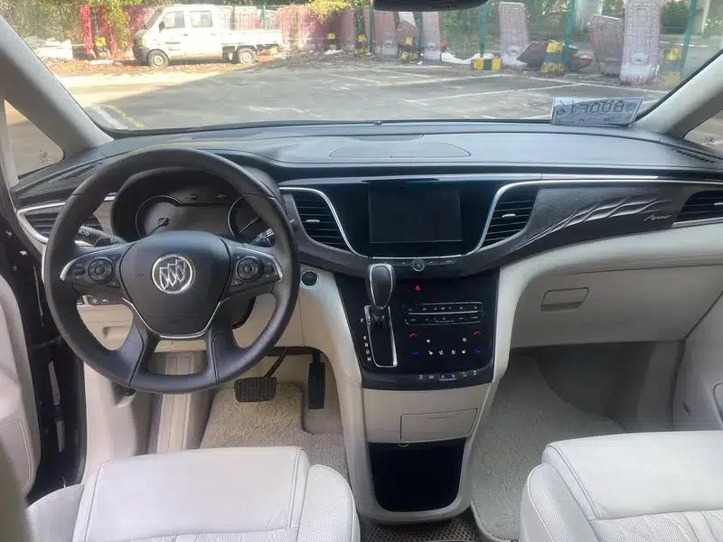 Buick GL8 2017 28T Avenir (National V Emission Standard) — миниатюра 17
