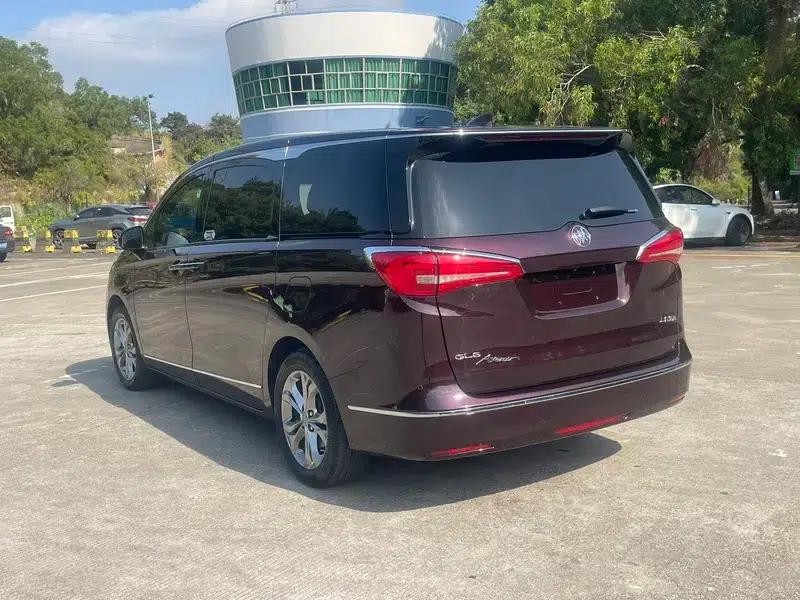 Buick GL8 2017 28T Avenir (National V Emission Standard) — миниатюра 5