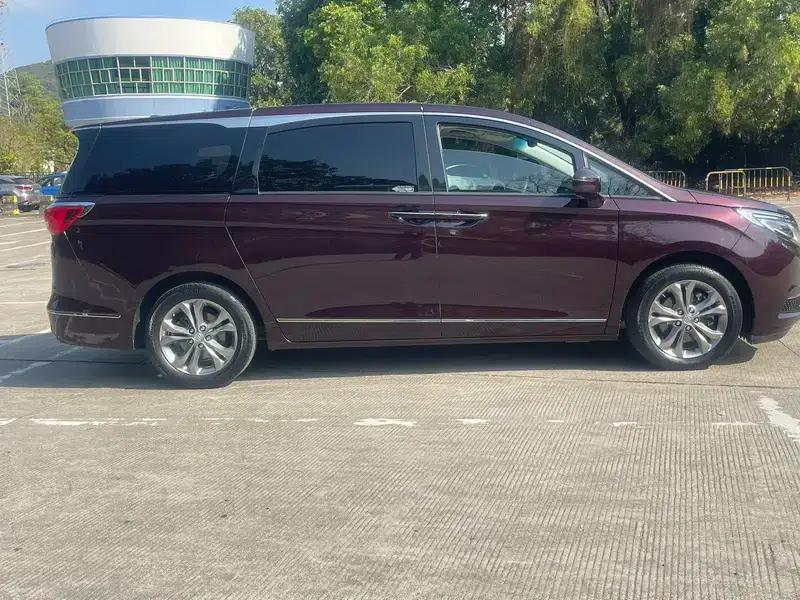 Buick GL8 2017 28T Avenir (National V Emission Standard) — миниатюра 8