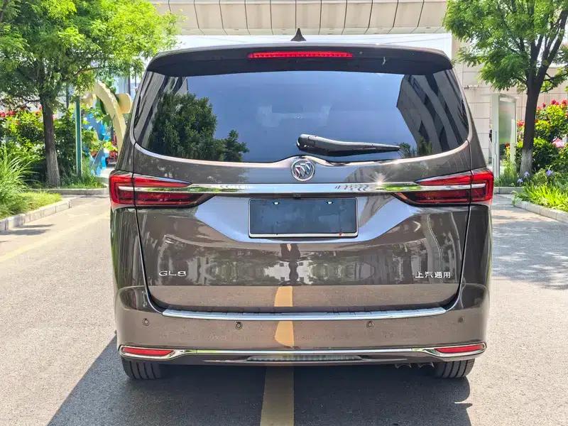 Buick GL8 2023 Land Business Class 2.0T Luxury Edition — миниатюра 16