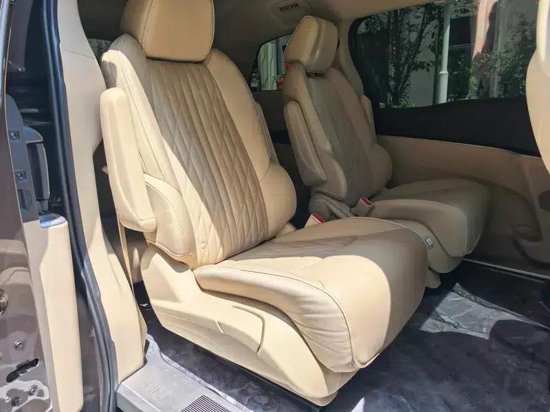 Buick GL8 2023 Land Business Class 2.0T Luxury Edition — миниатюра 24