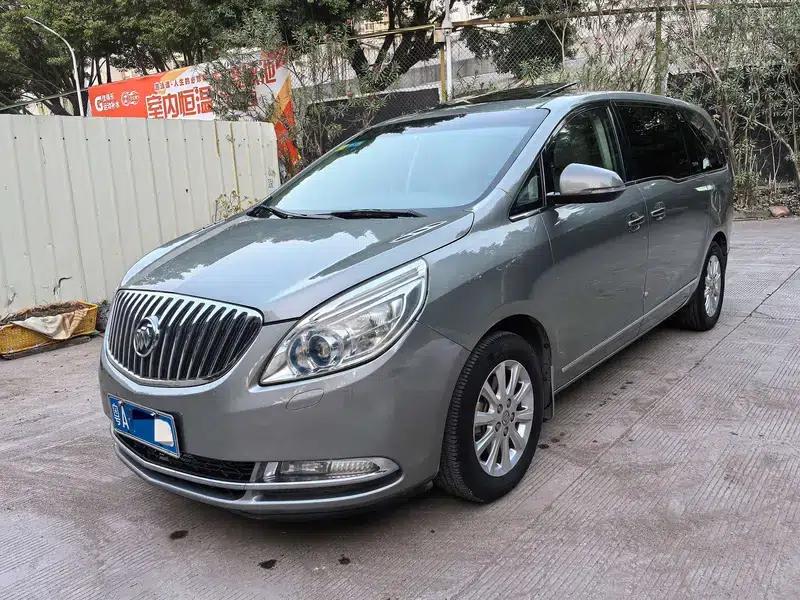 Buick GL8 2011 3.0L GT Luxury Business Edition — миниатюра 1