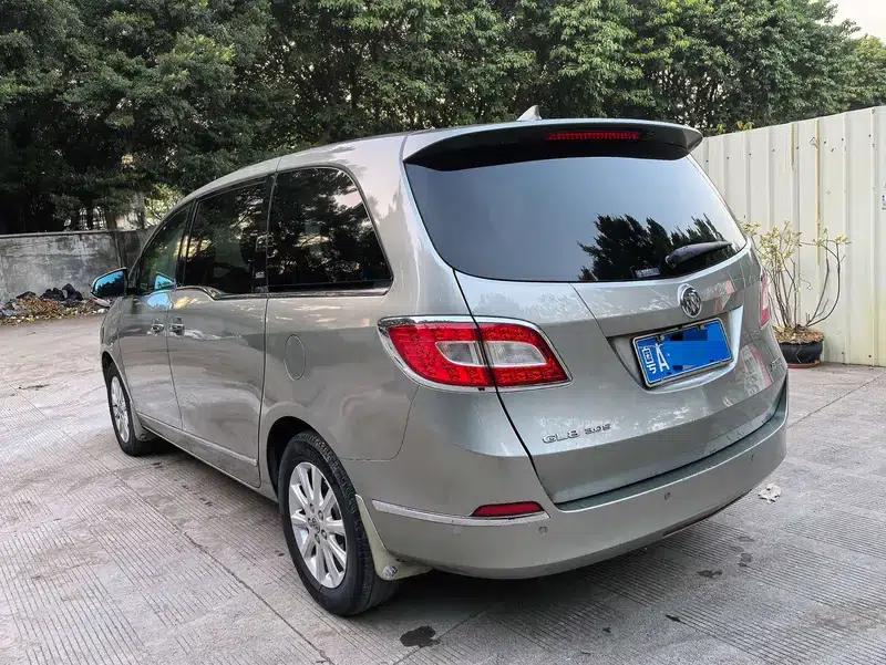 Buick GL8 2011 3.0L GT Luxury Business Edition — миниатюра 5