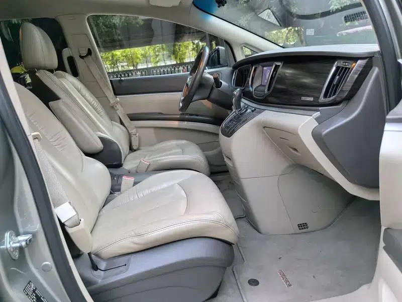 Buick GL8 2011 3.0L GT Luxury Business Edition — миниатюра 8