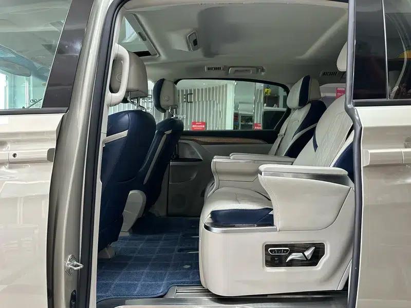 Buick GL8 2017 ES 28T Comfort Model (National V Emission Standard) — миниатюра 26