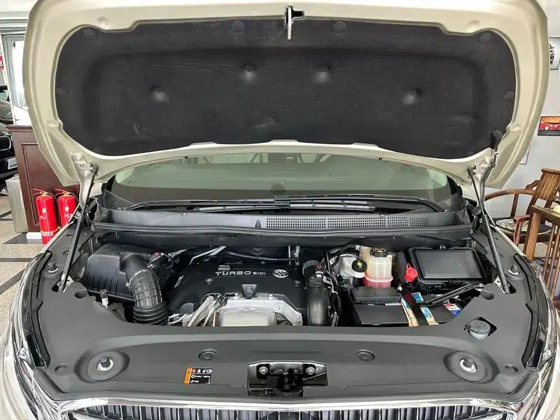 Buick GL8 2017 ES 28T Comfort Model (National V Emission Standard) — миниатюра 8