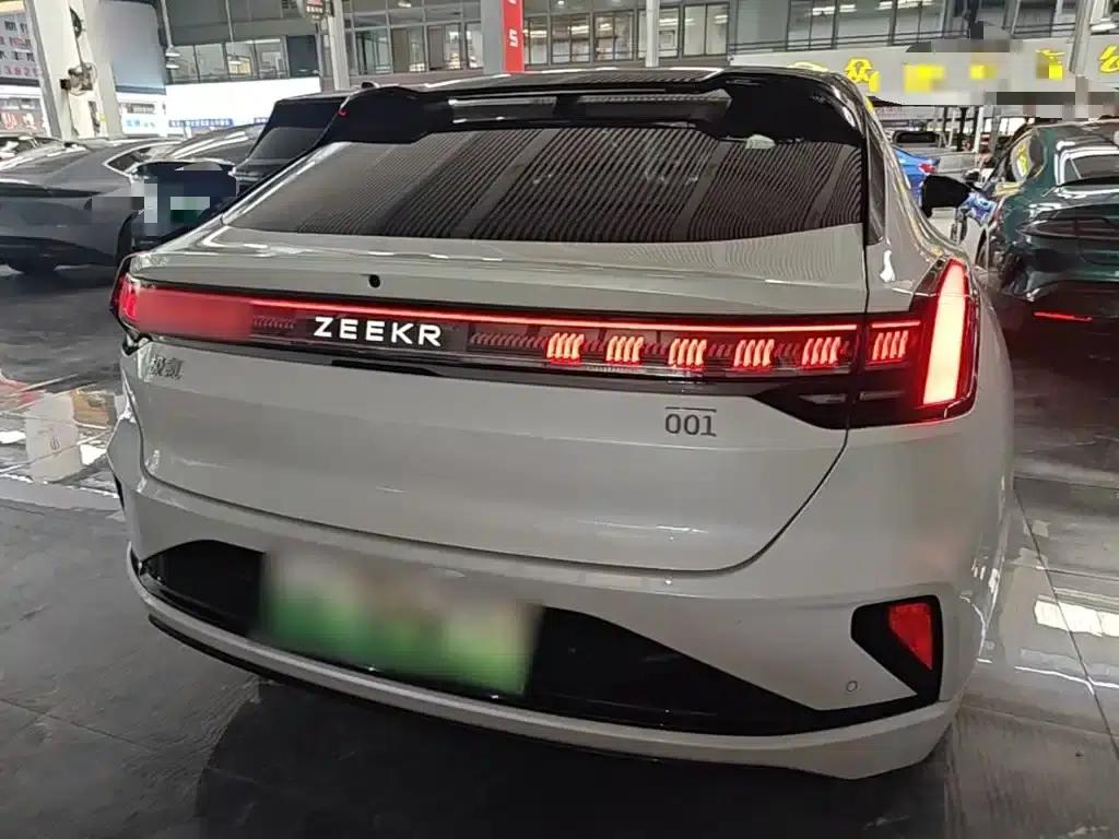 Extreme Krypton 001 2024 WE Edition 100kWh Rear-Wheel Drive — миниатюра 6