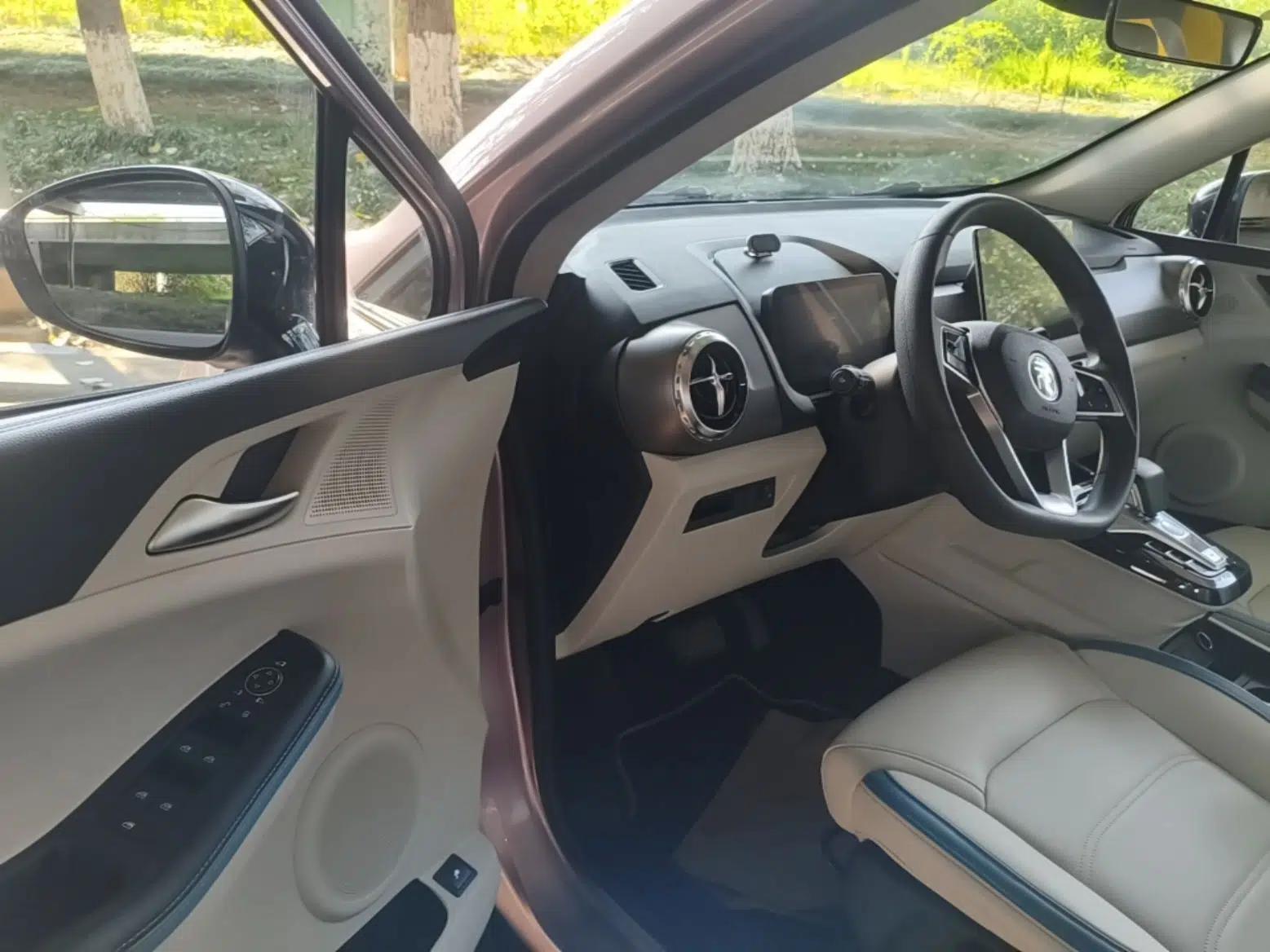 BYD Yuan Pro 2023 401 km Deluxe Version — миниатюра 23