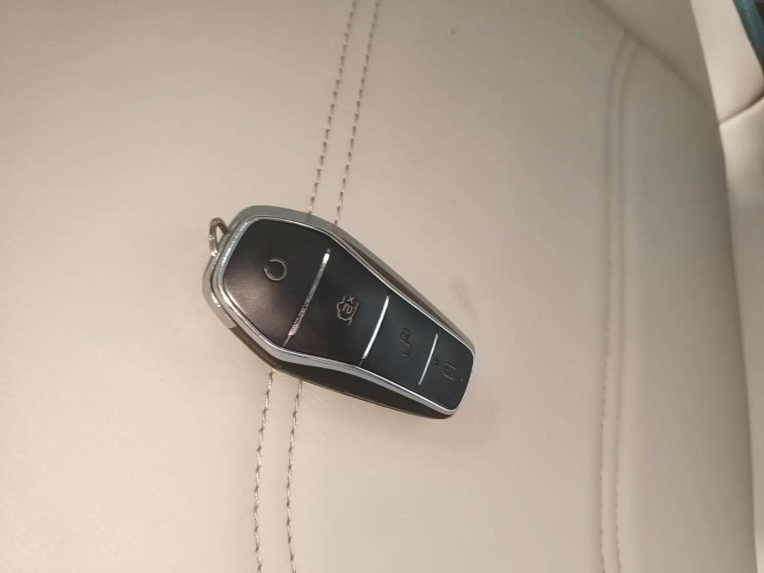 BYD Yuan Pro 2023 401 km Deluxe Version — миниатюра 28