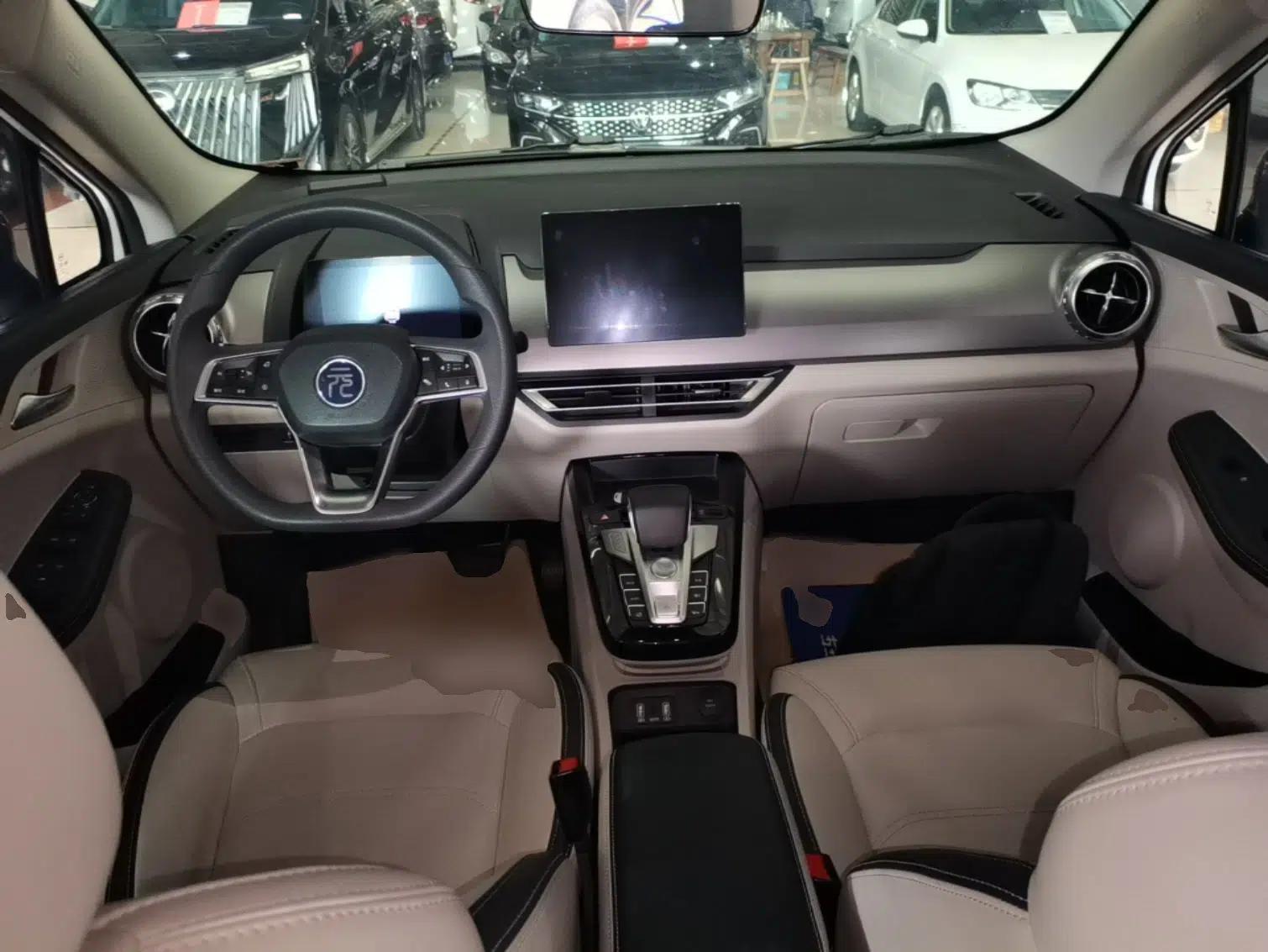 BYD Yuan Pro 2021 401 km Deluxe Version — миниатюра 12