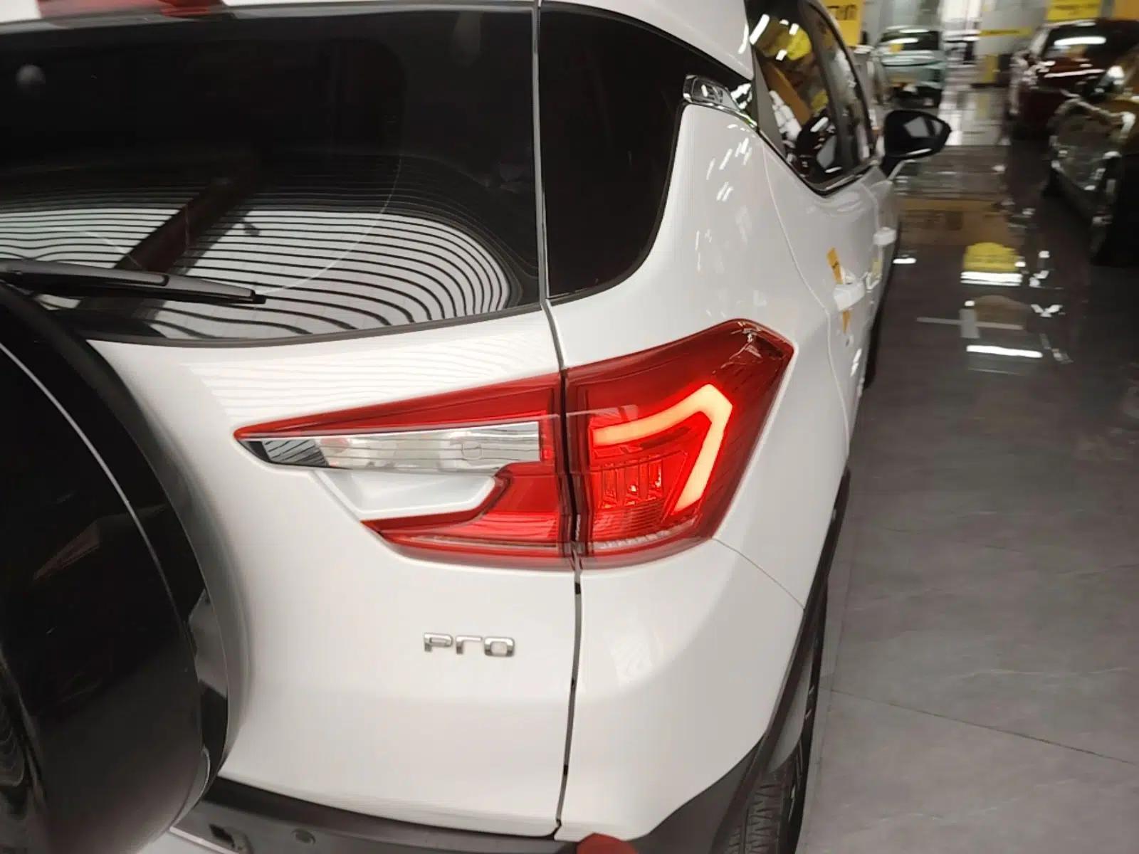 BYD Yuan Pro 2021 401 km Luxury Version — миниатюра 9