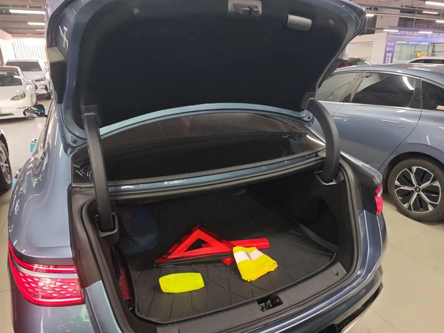 BYD Seal 07 DM-i 2025 DM-i 1.5L 125km Luxury Model — миниатюра 22