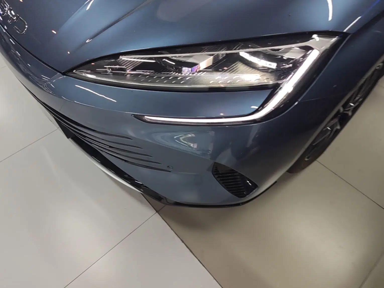 BYD Seal 07 DM-i 2025 DM-i 1.5L 125km Luxury Model — миниатюра 8
