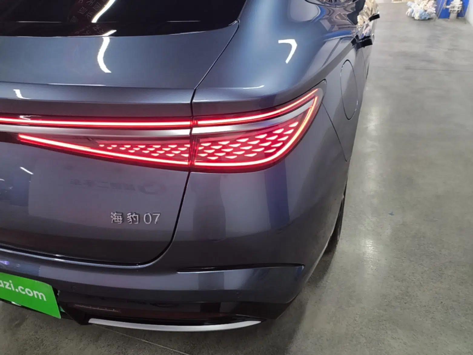 BYD Seal 07 DM-i 2025 DM-i 1.5L 125km Luxury Model — миниатюра 9