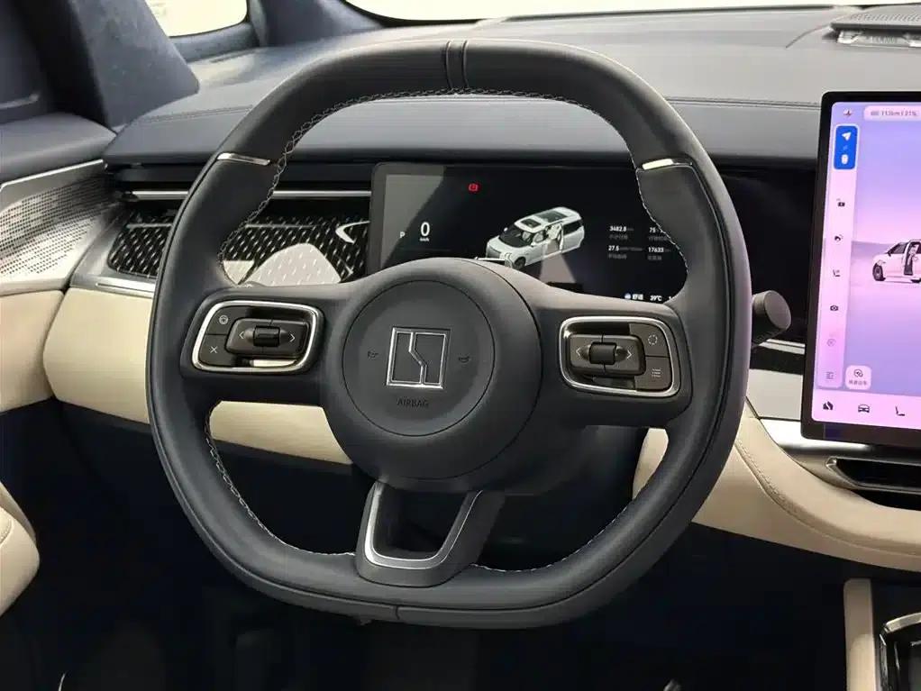 Extreme Krypton 009 2024 Model 7-Seat Aisle Edition 4WD 108kWh — миниатюра 12