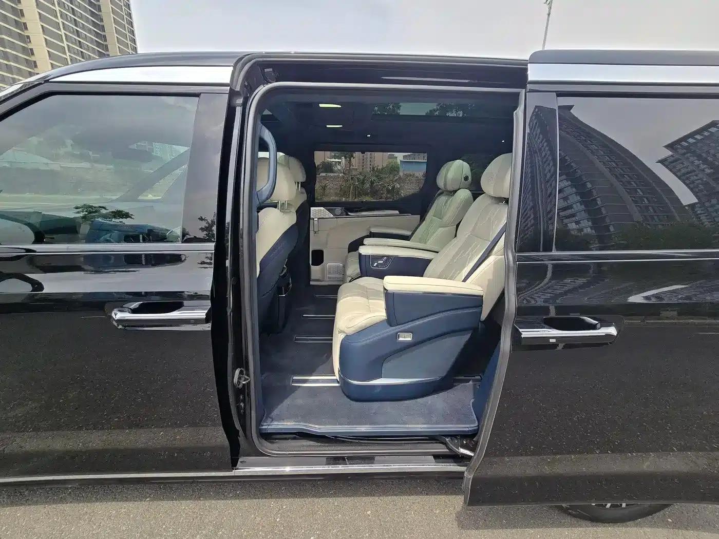 Extreme Krypton 009 2024 Model 7-Seat Aisle Edition 108kWh — миниатюра 6