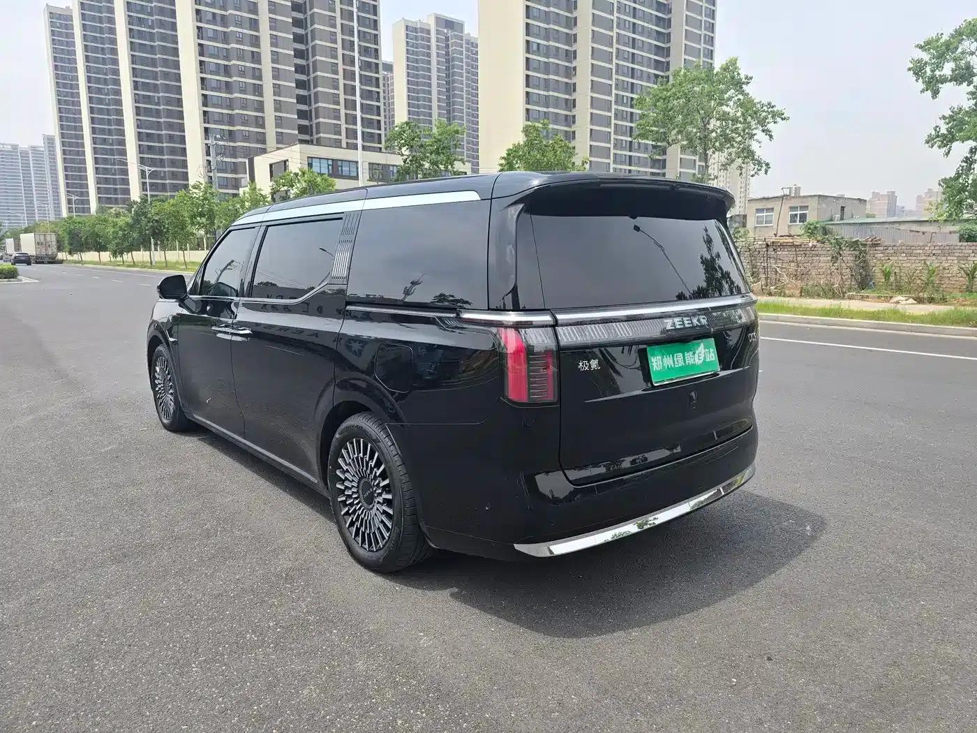 Extreme Krypton 009 2024 Model 7-Seat Aisle Edition 108kWh — миниатюра 7