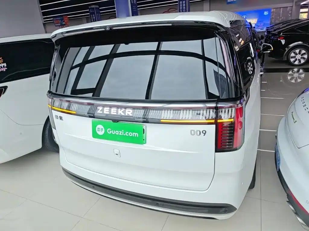 Jike 009 2024 Model Six-Seat Executive Edition AWD 108kWh — миниатюра 6