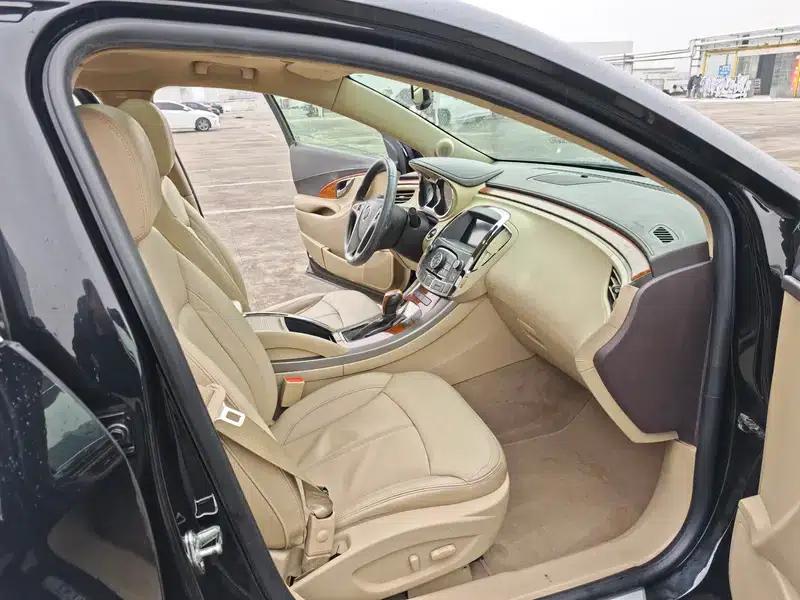 Buick LaCrosse 2012 2.4L SIDI Luxury Edition — миниатюра 7
