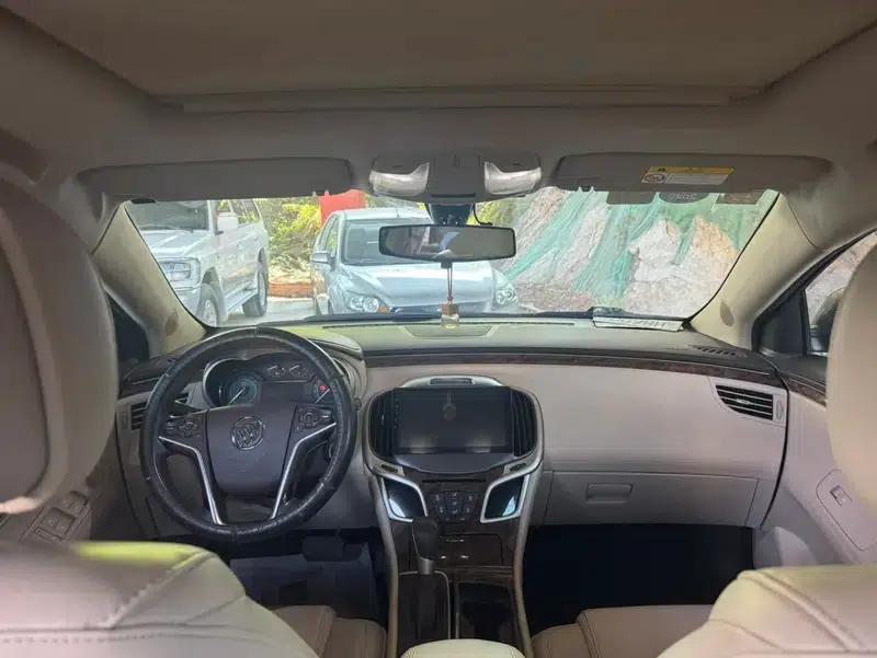 Buick LaCrosse 2013 2.4L SIDI Elite Comfort — миниатюра 14