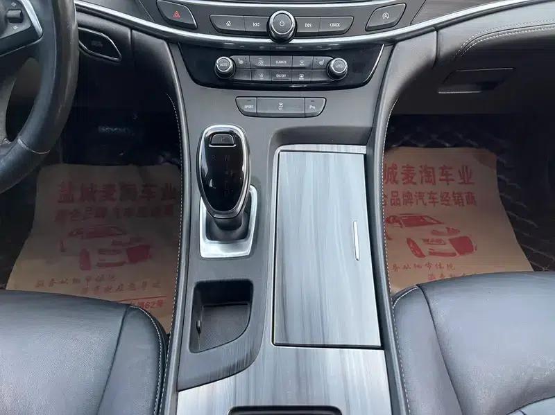 Buick LaCrosse 2019 28T Luxury Edition — миниатюра 11