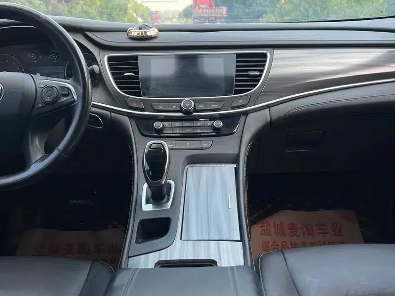 Buick LaCrosse 2019 28T Luxury Edition — миниатюра 8