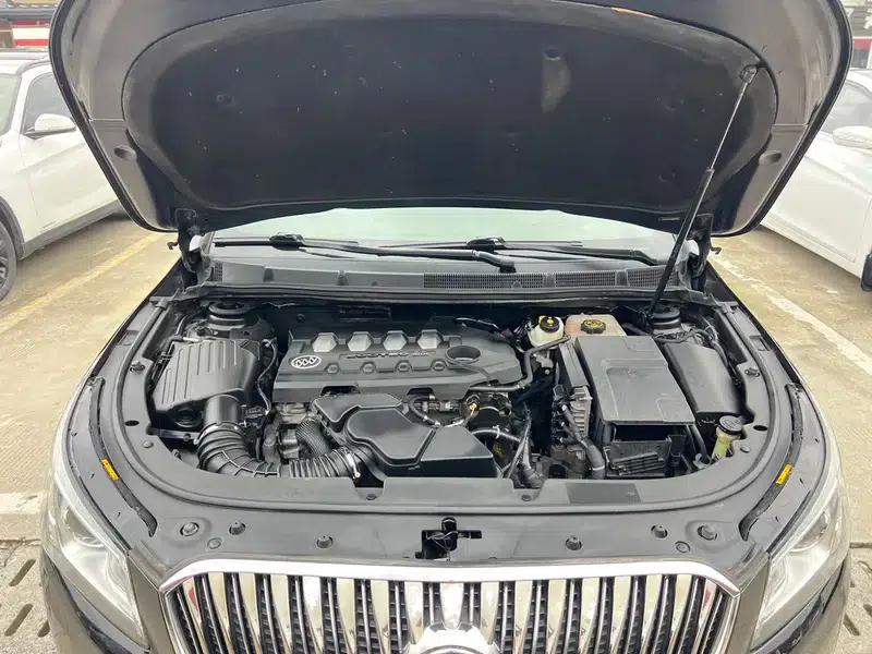Buick LaCrosse 2013 2.4L SIDI Luxury Comfort Model — миниатюра 8