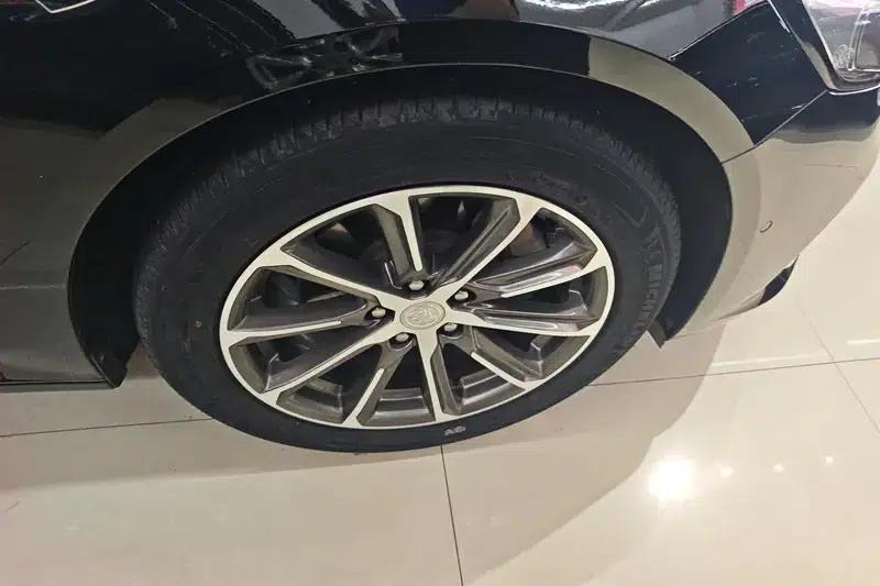 Buick LaCrosse 2020 652T Premium — миниатюра 4