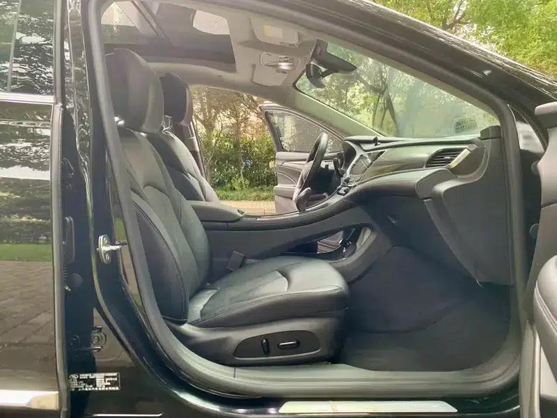 Buick LaCrosse 2018 20T Elite — миниатюра 12