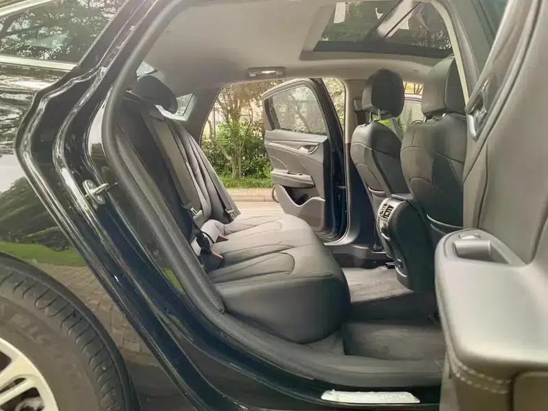Buick LaCrosse 2018 20T Elite — миниатюра 15