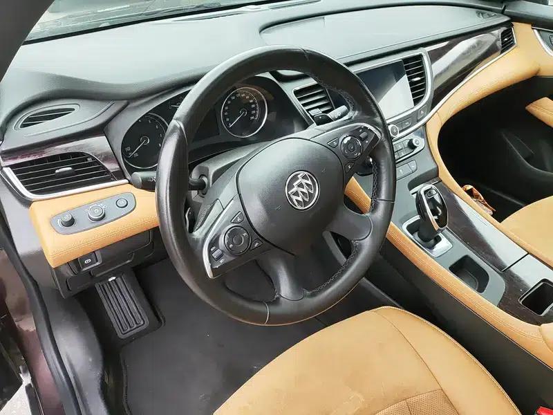 Buick LaCrosse 2018 28T Elite — миниатюра 11