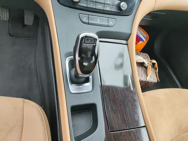 Buick LaCrosse 2018 28T Elite — миниатюра 14