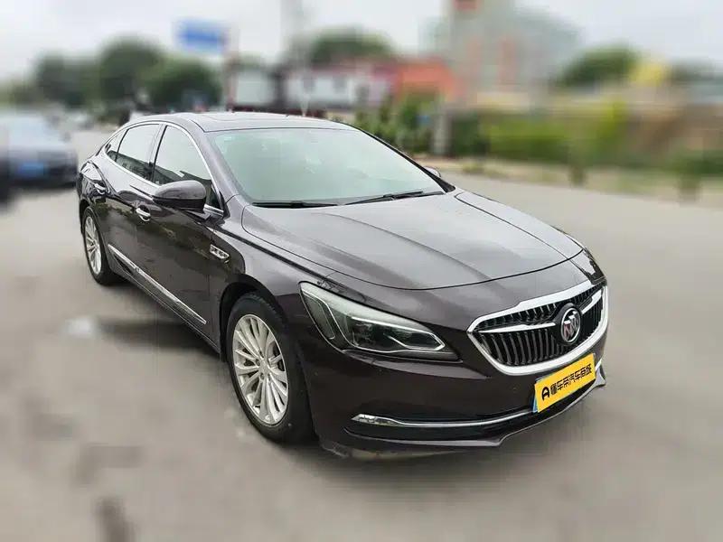 Buick LaCrosse 2018 28T Elite — миниатюра 3