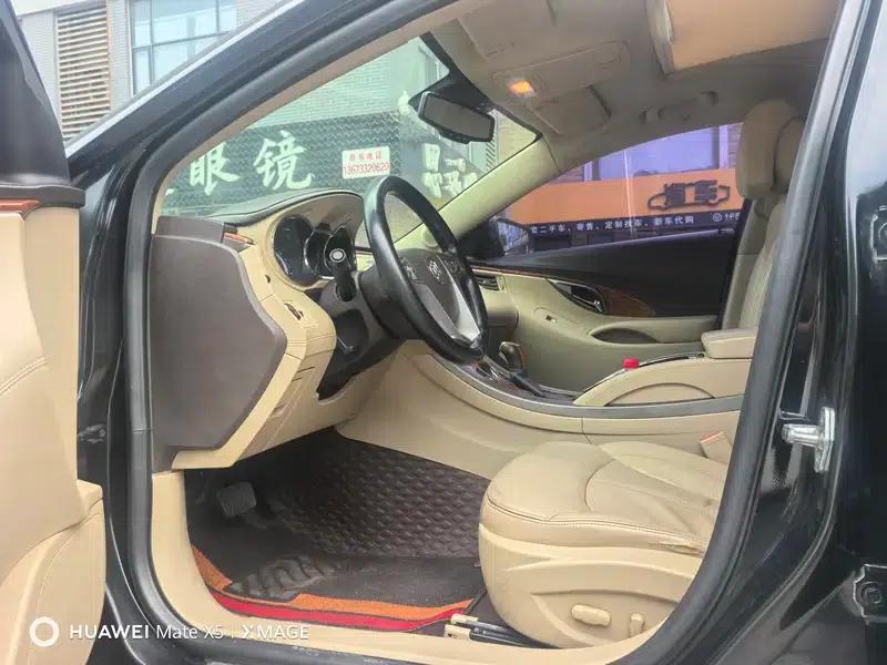 Buick LaCrosse 2012 2.4L SIDI Luxury Edition — миниатюра 8