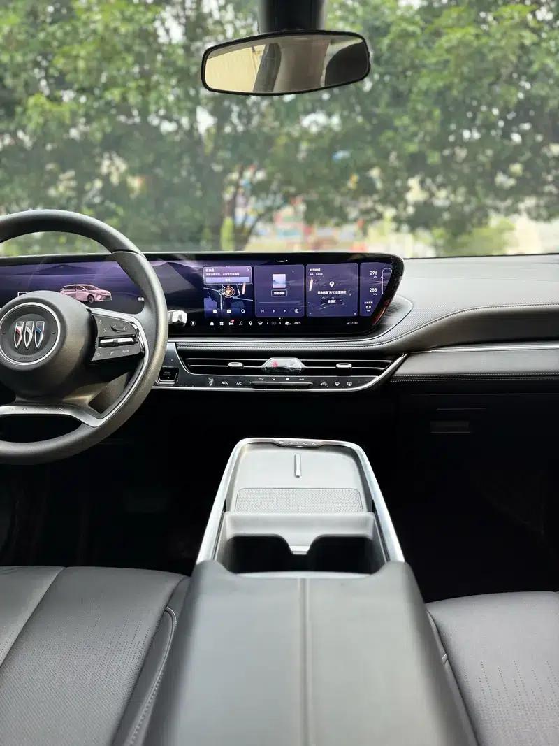 Buick LaCrosse 2023 25T CVT Exceeding Edition — миниатюра 8
