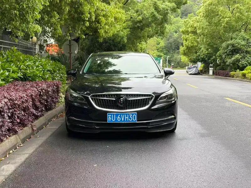 Buick LaCrosse 2016 20T Elite — миниатюра 2