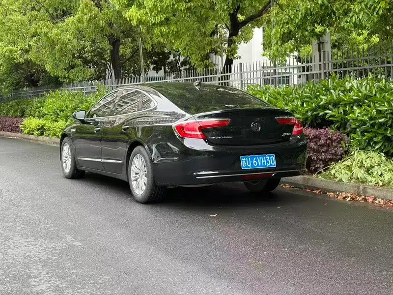 Buick LaCrosse 2016 20T Elite — миниатюра 4
