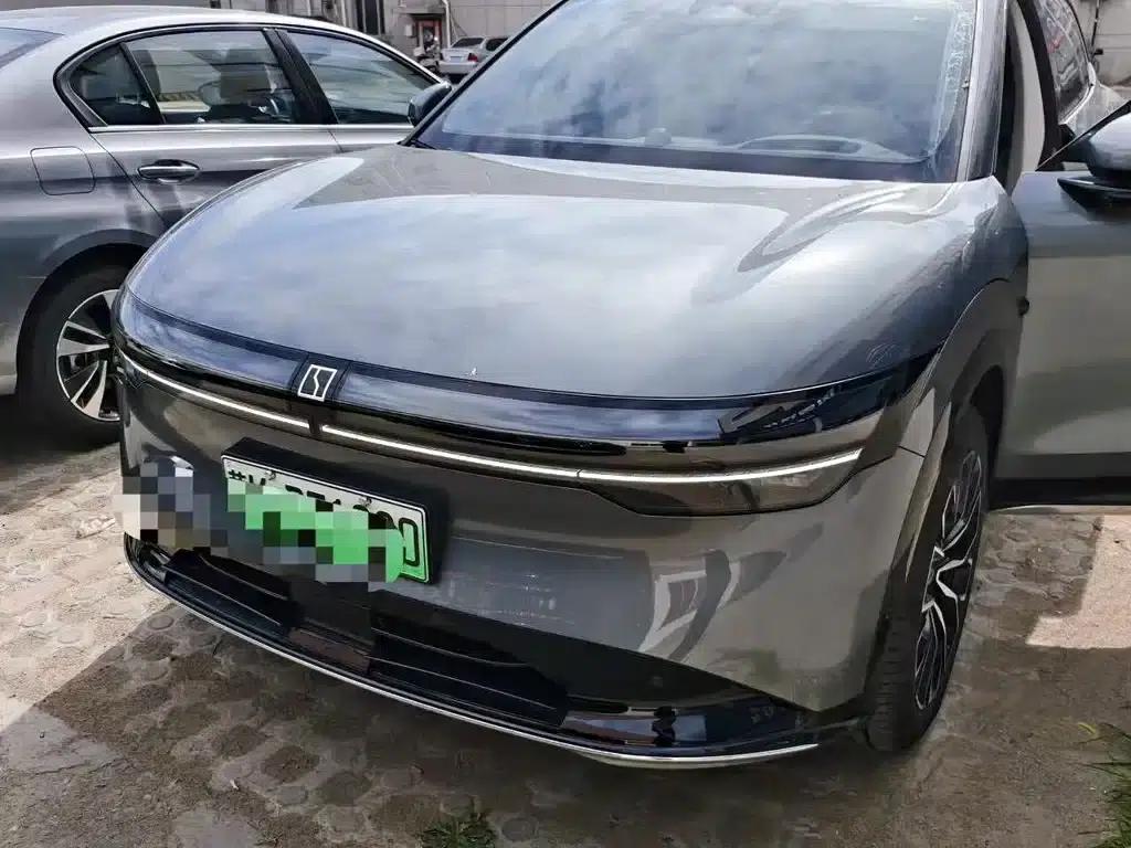 Jike 7X 2025 75kWh Rear-Wheel Drive Intelligent Driving Edition — миниатюра 1