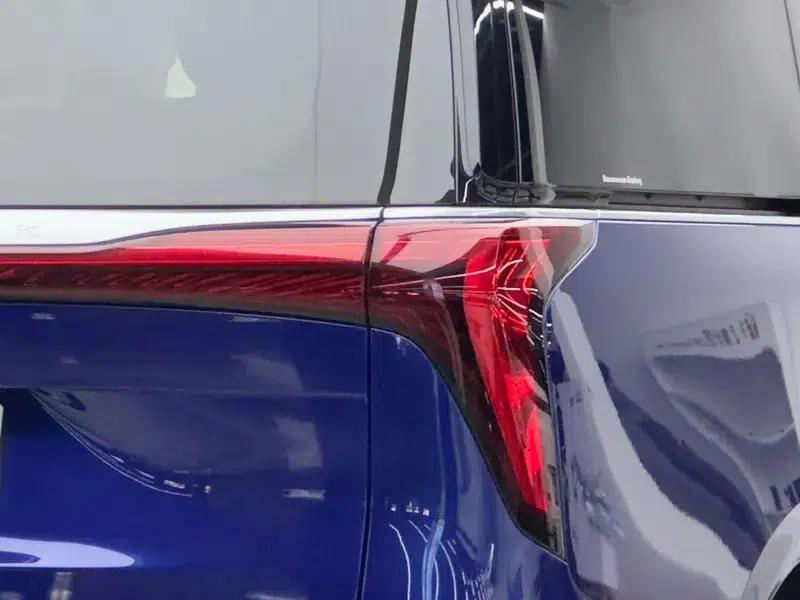 Century 2023 2.0T 7-Seat Luxury Edition — миниатюра 5