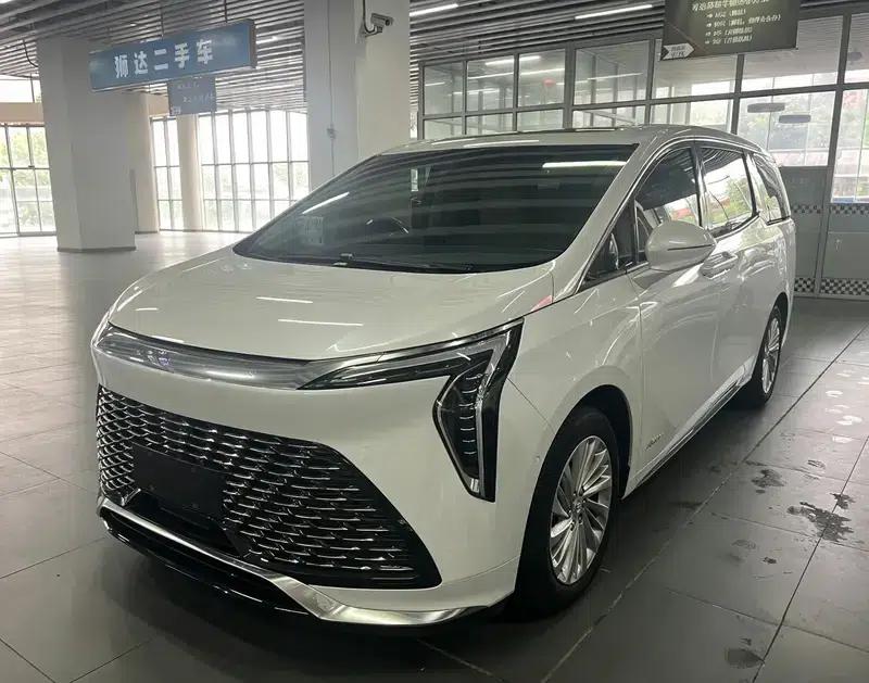 Century 2025 2.0T Six-Seat Luxury Edition — миниатюра 1