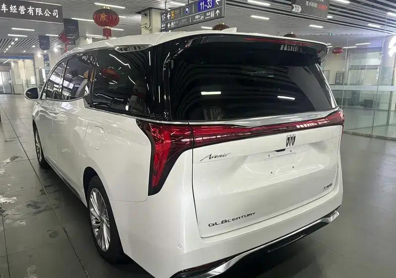 Century 2025 2.0T Six-Seat Luxury Edition — миниатюра 4