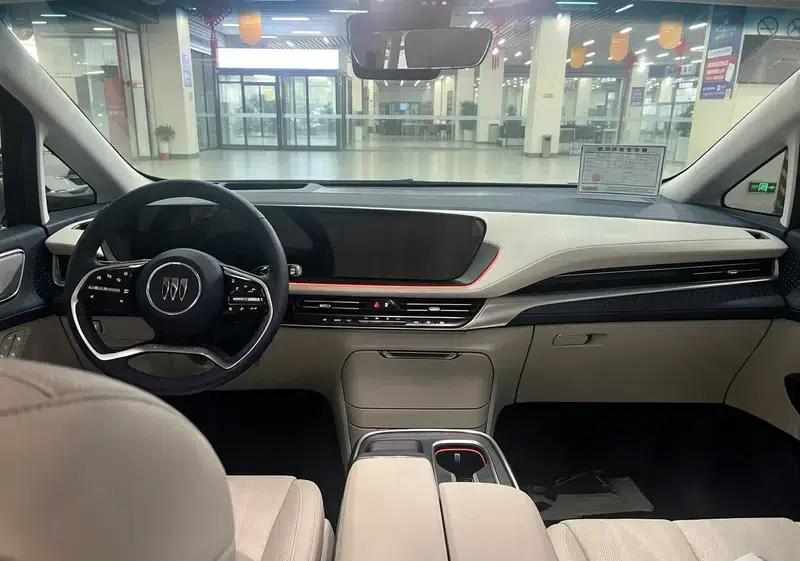 Century 2025 2.0T Six-Seat Luxury Edition — миниатюра 7