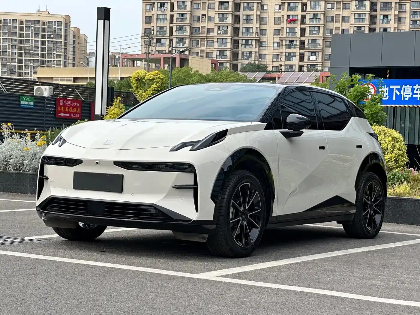 Extreme Krypton X 2023 Rear-Wheel Drive ME Edition 5-Seater — миниатюра 1
