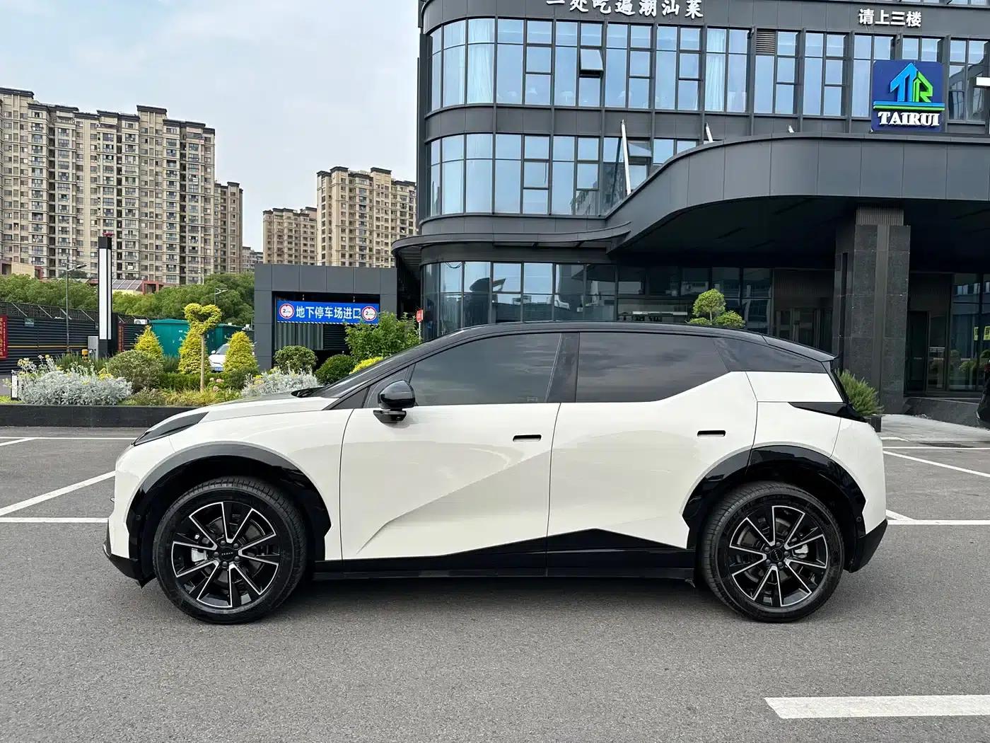 Extreme Krypton X 2023 Rear-Wheel Drive ME Edition 5-Seater — миниатюра 7