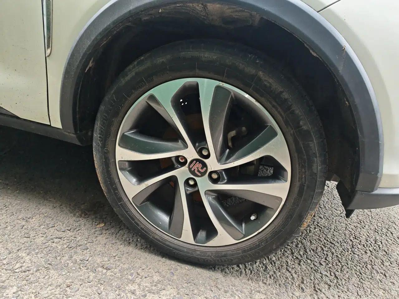 BYD Yuan 2016 1.5L Manual Luxury Version — миниатюра 12
