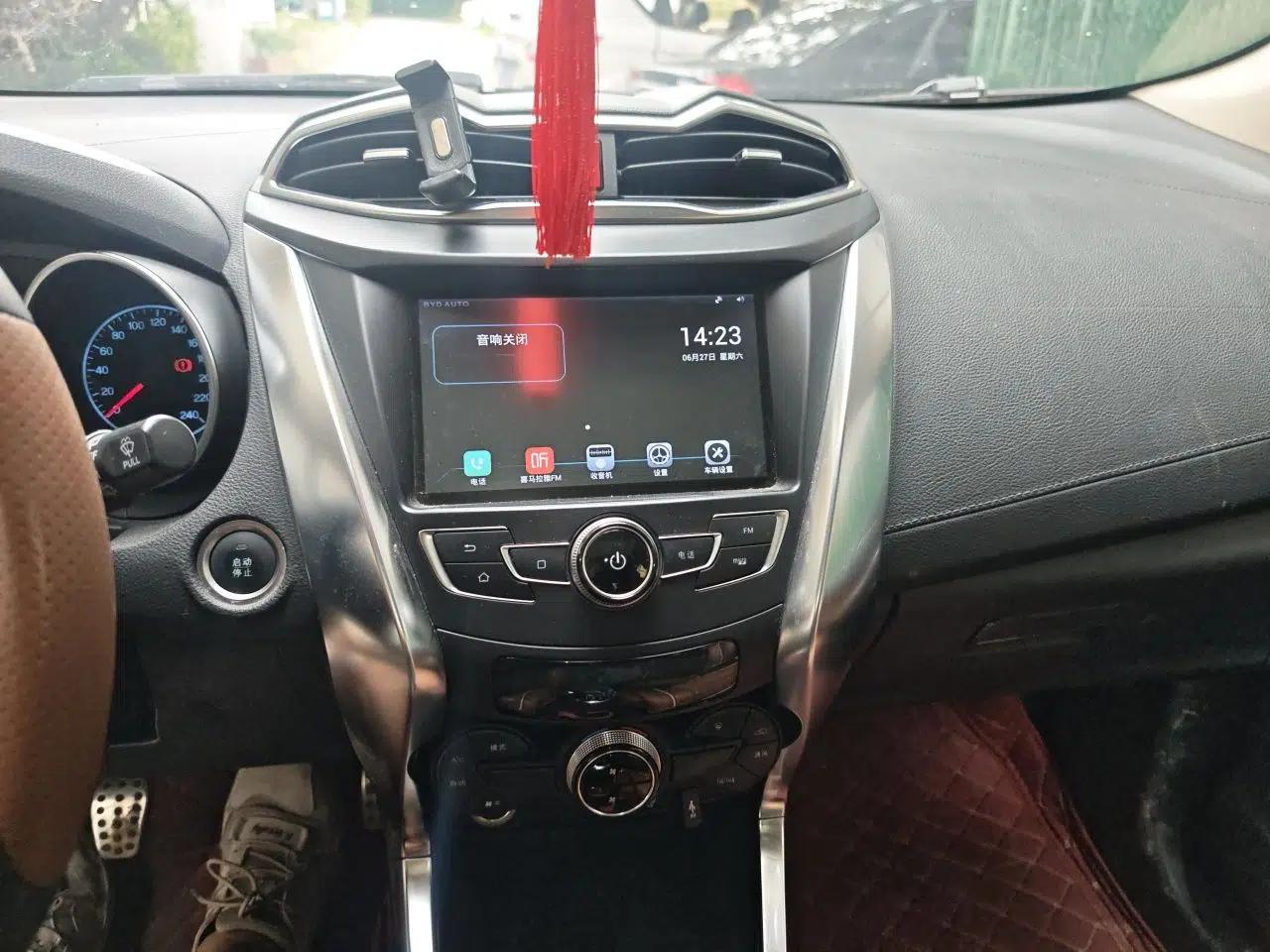 BYD Yuan 2016 1.5L Manual Luxury Version — миниатюра 17